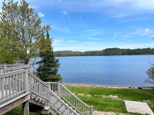 23 Chipman Drive, Ishpeming, MI 49849
