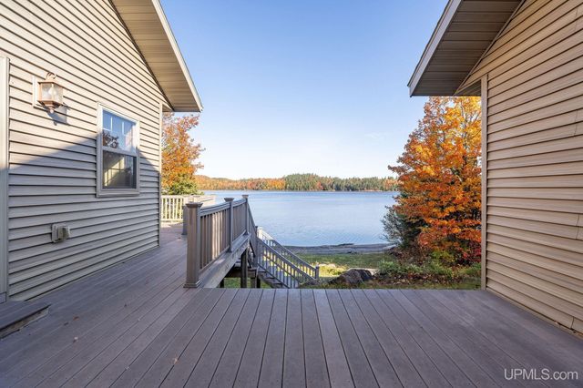 23 Chipman Drive, Ishpeming, MI 49849