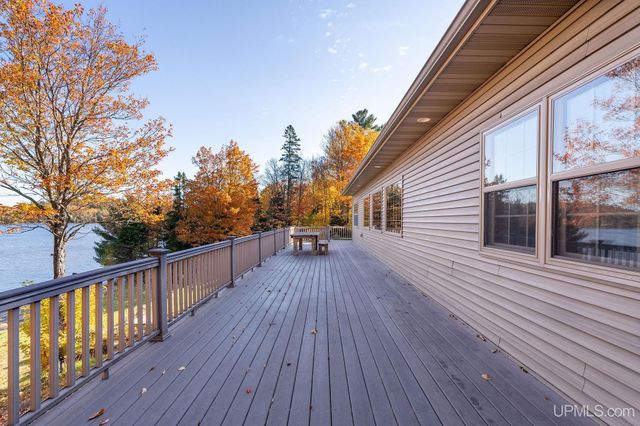 23 Chipman Drive, Ishpeming, MI 49849