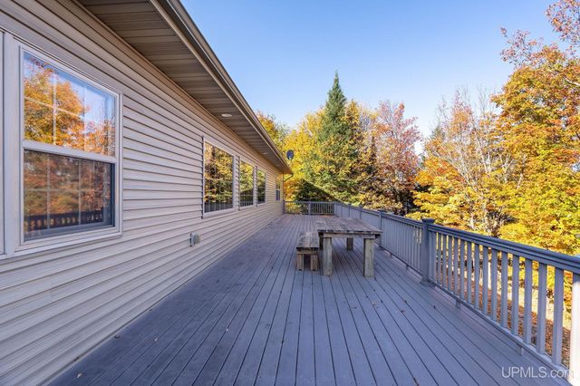 23 Chipman Drive, Ishpeming, MI 49849