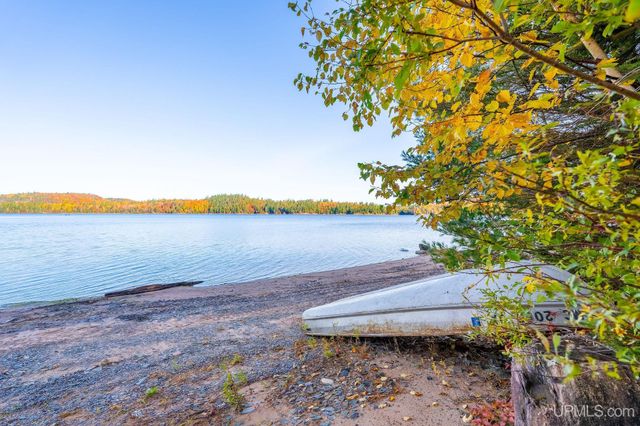 23 Chipman Drive, Ishpeming, MI 49849