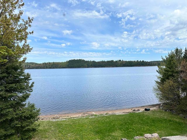 23 Chipman Drive, Ishpeming, MI 49849