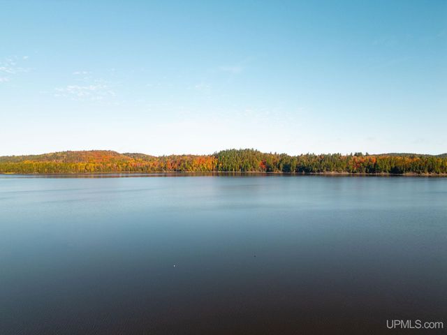 23 Chipman Drive, Ishpeming, MI 49849