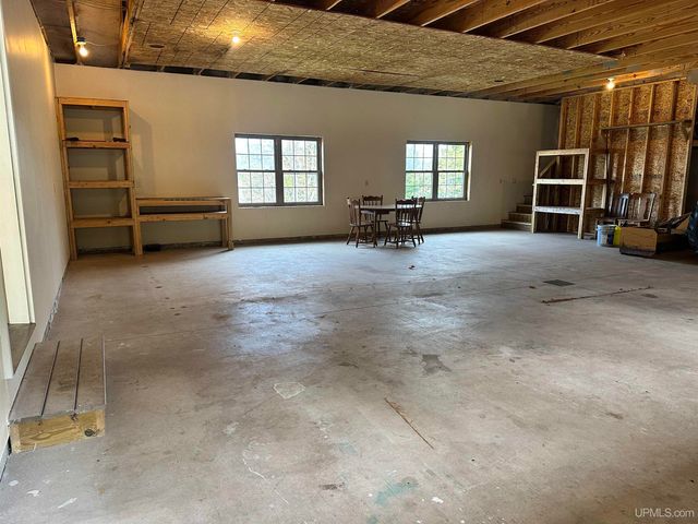 23 Chipman Drive, Ishpeming, MI 49849