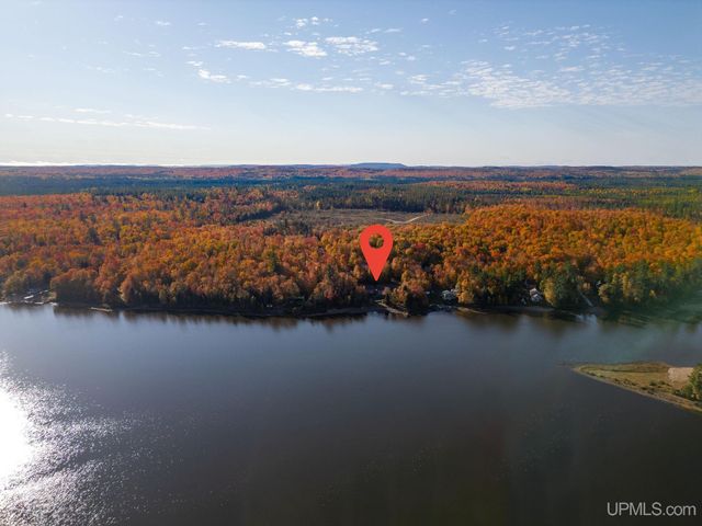 23 Chipman Drive, Ishpeming, MI 49849