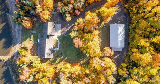 23 Chipman Drive, Ishpeming, MI 49849