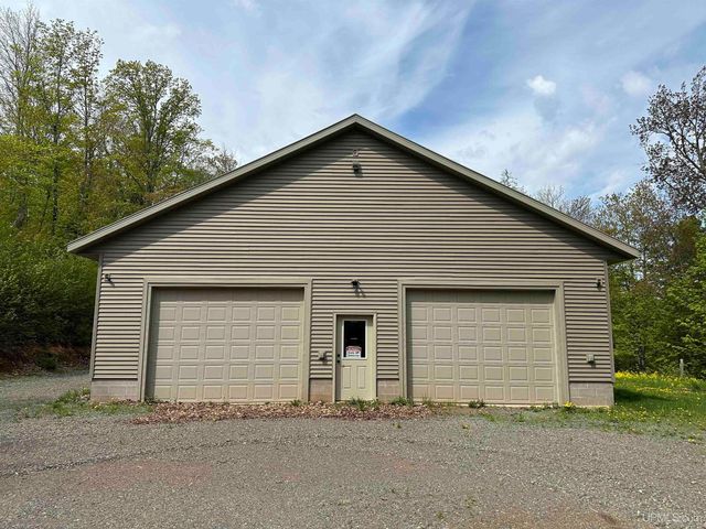 23 Chipman Drive, Ishpeming, MI 49849