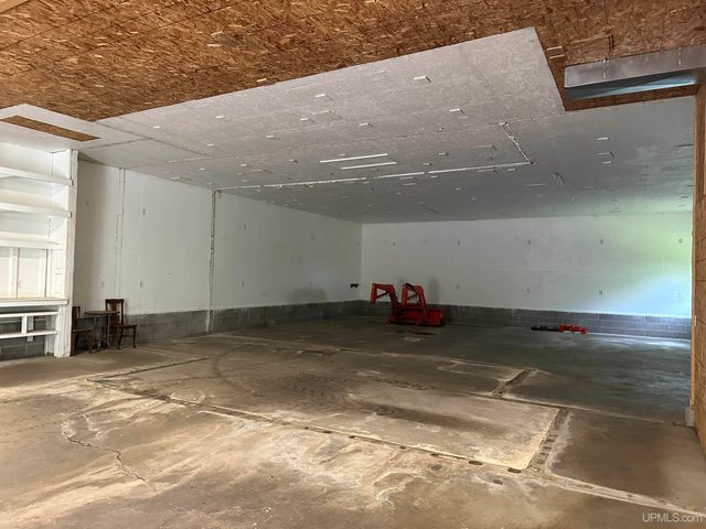 23 Chipman Drive, Ishpeming, MI 49849