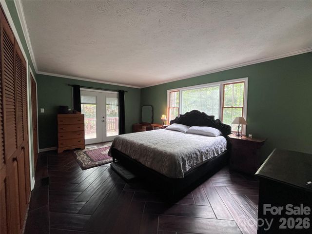 231 Davis Drive, Morganton, NC 28655