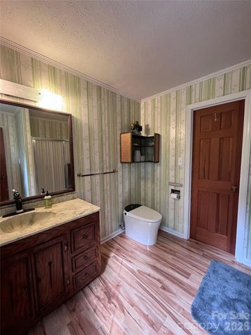 231 Davis Drive, Morganton, NC 28655