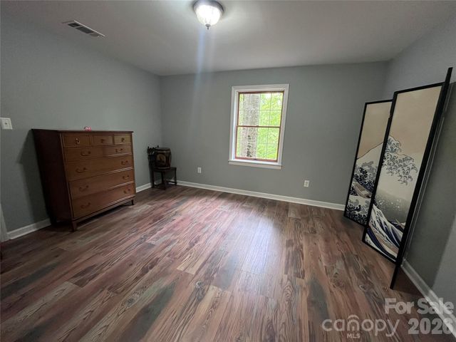 231 Davis Drive, Morganton, NC 28655