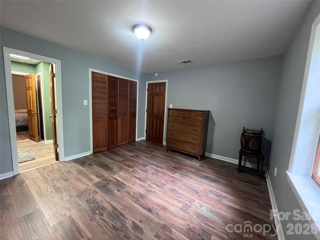 231 Davis Drive, Morganton, NC 28655