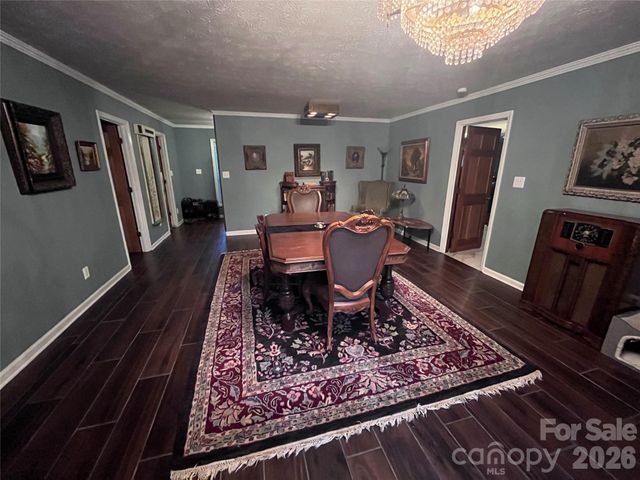 231 Davis Drive, Morganton, NC 28655