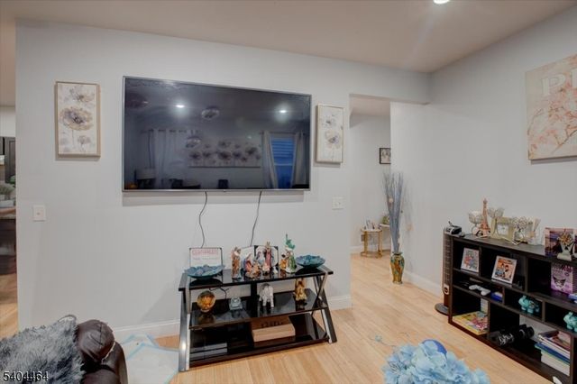 173 Seymour Ave, Newark City, NJ 07108