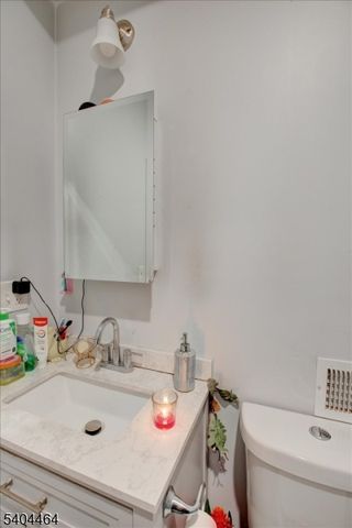 173 Seymour Ave, Newark City, NJ 07108