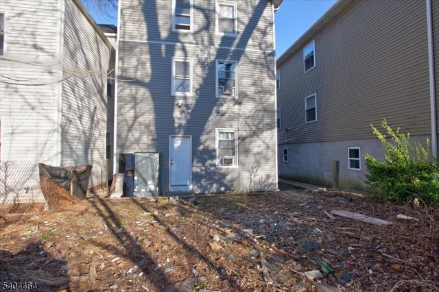 173 Seymour Ave, Newark City, NJ 07108