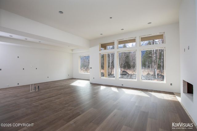 15188 E Alpine Circle, Palmer, AK 99645