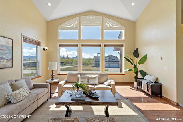 2231 S Paddock Drive, Wasilla, AK 99654