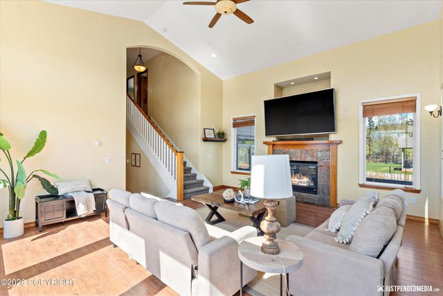 2231 S Paddock Drive, Wasilla, AK 99654