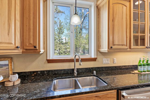 2231 S Paddock Drive, Wasilla, AK 99654