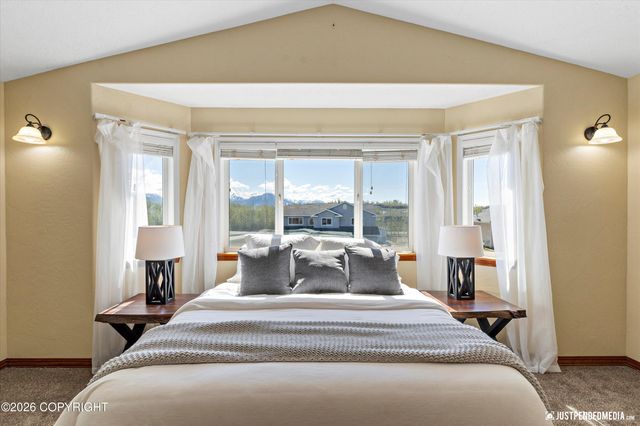 2231 S Paddock Drive, Wasilla, AK 99654