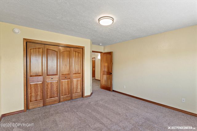 2231 S Paddock Drive, Wasilla, AK 99654