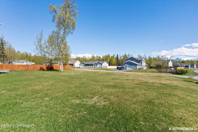 2231 S Paddock Drive, Wasilla, AK 99654