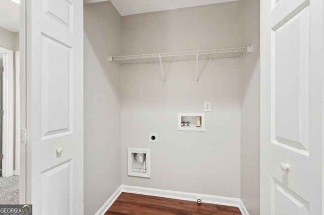 3034 Deerborne Ct SW, Atlanta, GA 30331