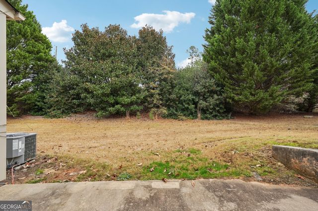 3034 Deerborne Ct SW, Atlanta, GA 30331