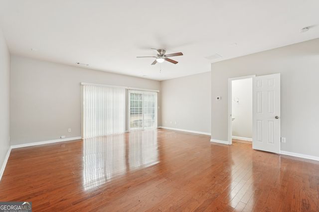 3034 Deerborne Ct SW, Atlanta, GA 30331