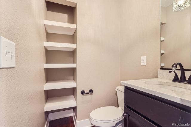 3750 N Vine Street, Denver, CO 80205