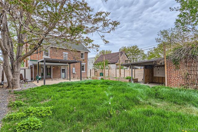 3750 N Vine Street, Denver, CO 80205
