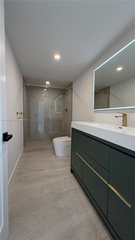 1800 NE 114th Street 604, North Miami, FL 33181
