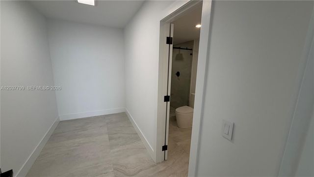 1800 NE 114th Street 604, North Miami, FL 33181