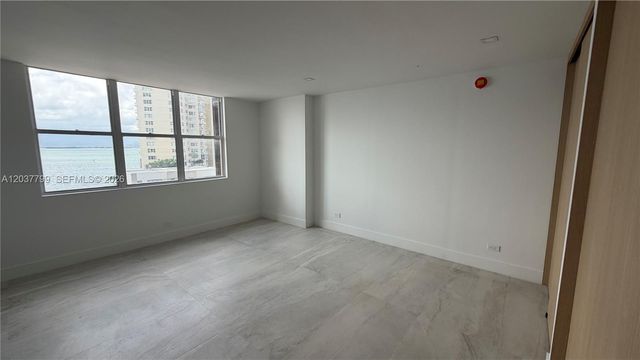 1800 NE 114th Street 604, North Miami, FL 33181