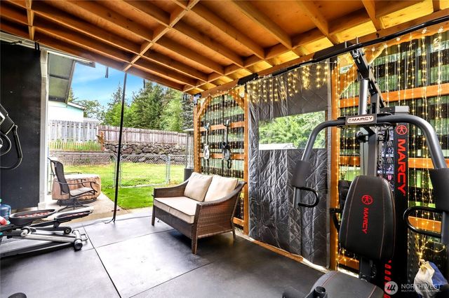 6875 E Fillmore Street, Port Orchard, WA 98366