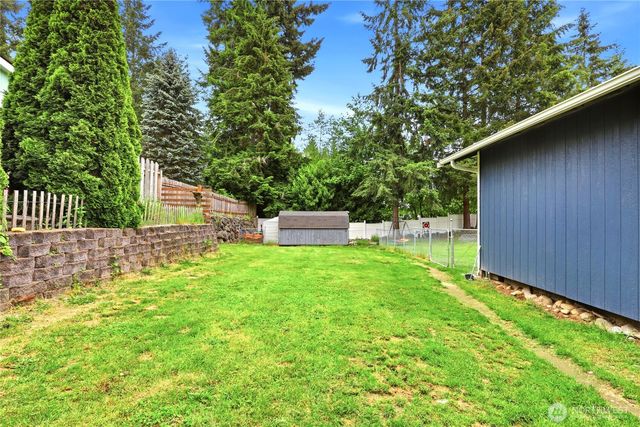6875 E Fillmore Street, Port Orchard, WA 98366