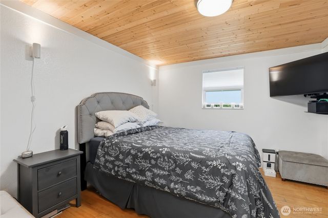 6875 E Fillmore Street, Port Orchard, WA 98366