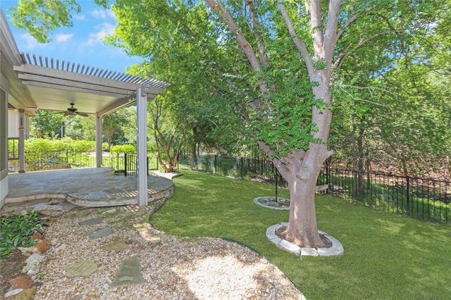 704 Independence Creek LN, Georgetown, TX 78633