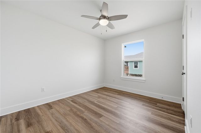 115 Flounder Dr, Port Aransas, TX 78373