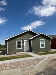 1619 Osage Avenue, Fort Morgan, CO 80701