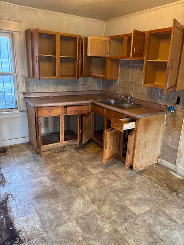 1514 Carroll Street, South Bend, IN 46613