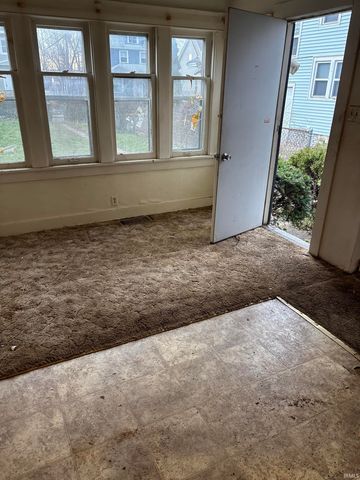 1514 Carroll Street, South Bend, IN 46613