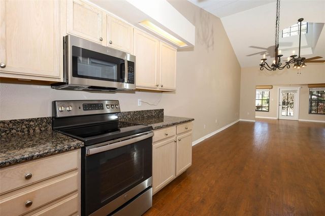 2021 ARBOR WAY, Mount Dora, FL 32757