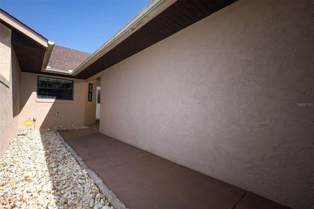 2021 ARBOR WAY, Mount Dora, FL 32757