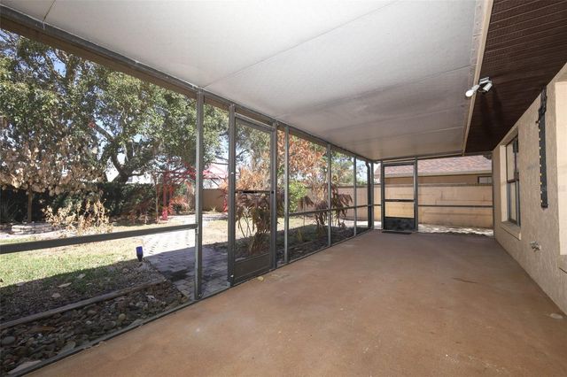 2021 ARBOR WAY, Mount Dora, FL 32757