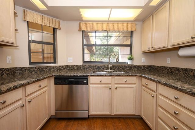 2021 ARBOR WAY, Mount Dora, FL 32757