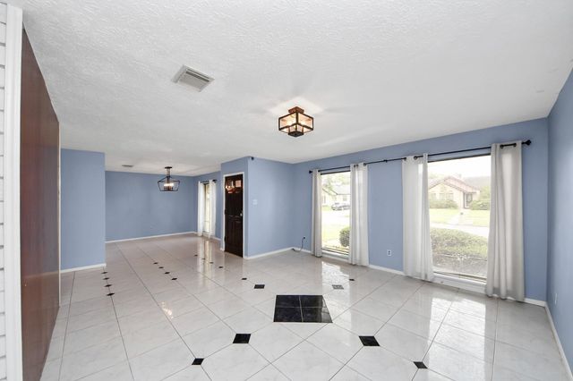 11526 Sagevale Lane, Houston, TX 77089