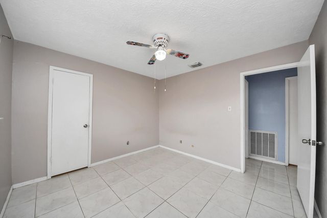 11526 Sagevale Lane, Houston, TX 77089