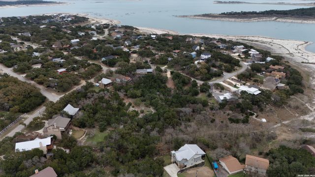 1466 & 1476 Paradise Dr, Canyon Lake, TX 78133